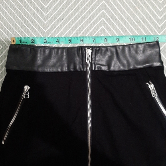 Aritzia Wilfred Faux Leather Skirt - Picture 6 of 8